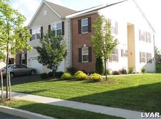 6857 Hunt Dr, Macungie, PA 18062