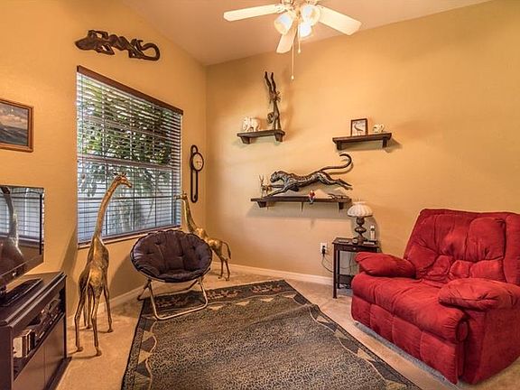 4th image of 2733 Badger Ln