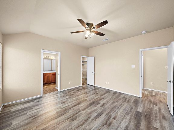 3rd image of 20306 Silent Vale Ln