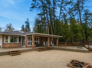 54 Homewood Ave, Wasaga Beach, ON L9Z2M2