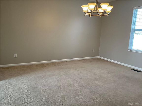 4th image of 2177 Blanton Dr