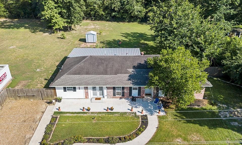 1st image of 10670 Royal Forest Dr