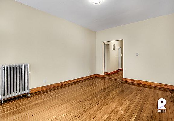 4th image of 720 W 172nd St APT 1E