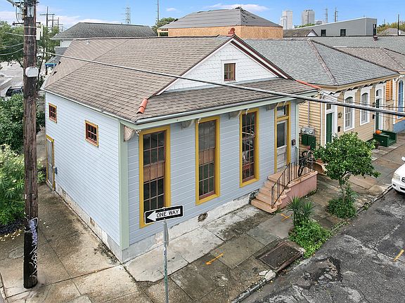 2nd image of 2538 Chartres St