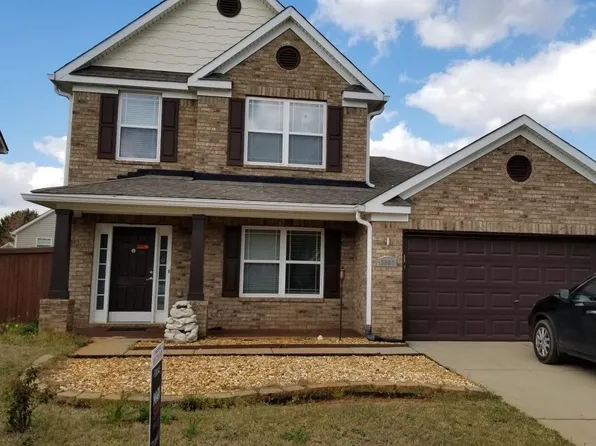 2007 Boatswain Dr, Hampton, GA 30228