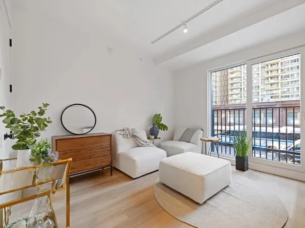 931 Carroll Street image 1 of 37