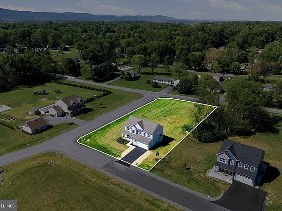 2nd image of 23 Sussex Dr