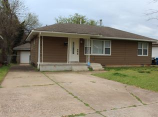 748 E Rose Dr, Midwest City, OK 73110
