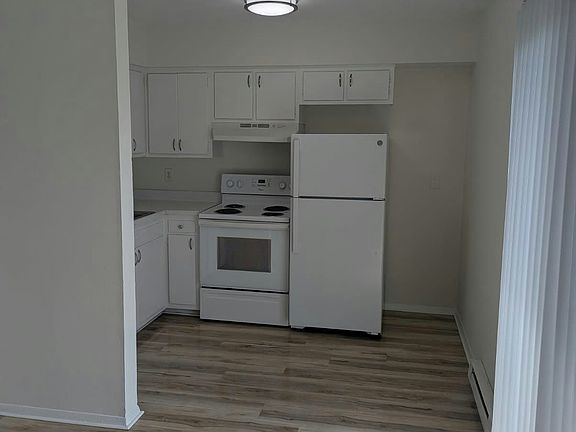 3rd image of 23 S River St #7