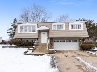 7437 164th Pl, Tinley Park, IL