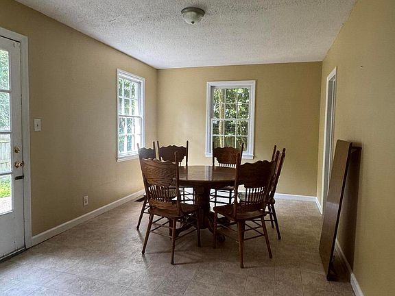 4th image of 115 Westminister Dr