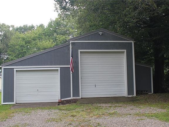 5th image of 1216 Beach Dr