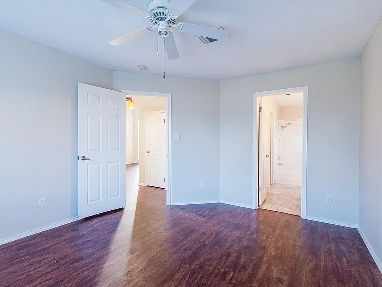 7700 Portland Trl — Photo 14