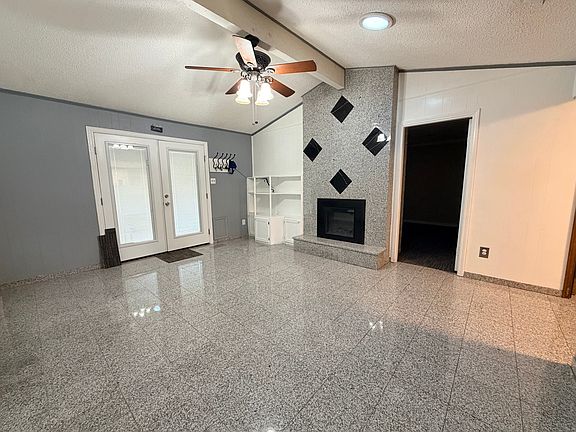 2nd image of 1226 Linkwood Ln
