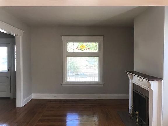 5th image of 747 Delta Ave Floor 1