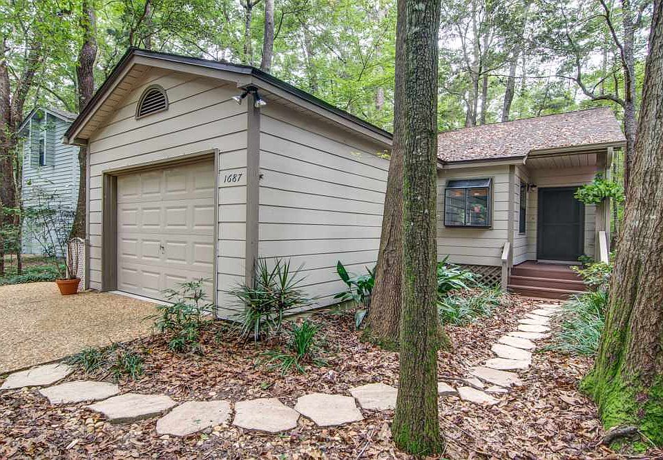 1st image of 1687 Silverwood Dr