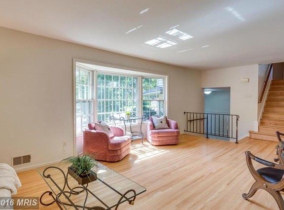 4th image of 4304 Bushie Ct