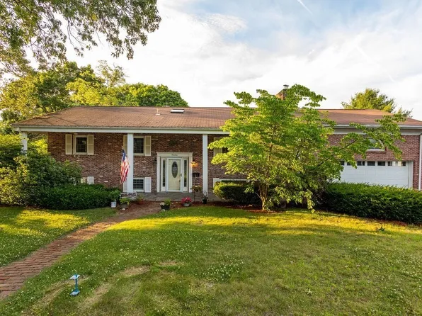 19 Fairlawn Cir, Shrewsbury, MA 01545