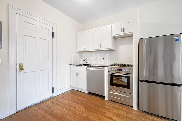 Rented by Brick&Mortar | media 29