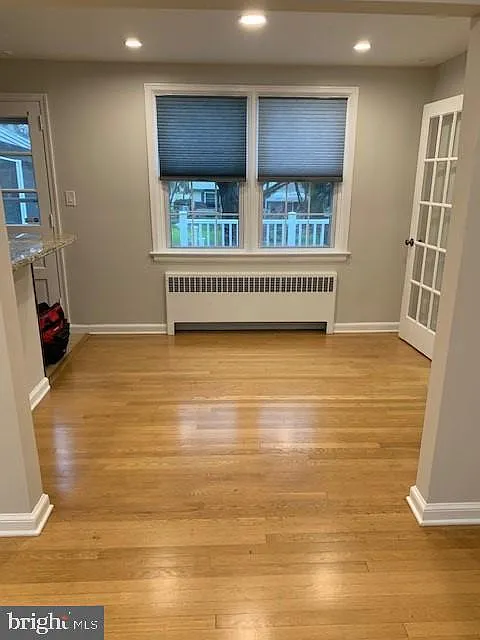 3 bed, 2.5 bath, 1979 sqft, $3,295 — Photo 4