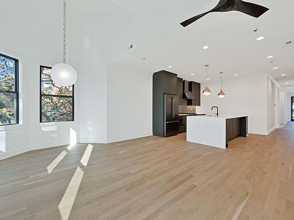 5th image of 1404 W George St #1