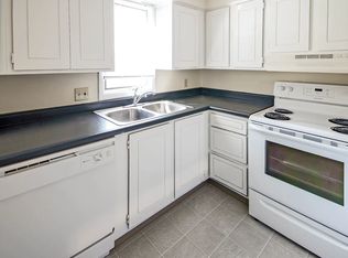 Presidential Apartments and Townhomes, Massillon, OH 44646