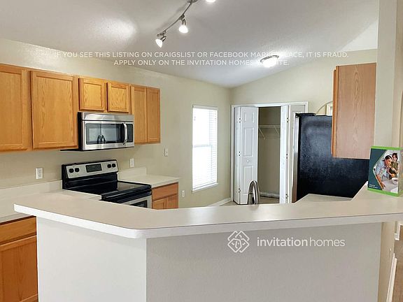 4th image of 5161 Silver Thistle Ln