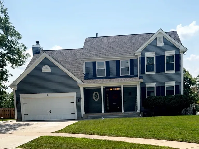 706 Mayfair Dr — Photo 1