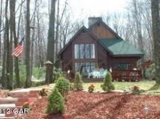 205 S South Lake Dr, Lake Harmony, PA