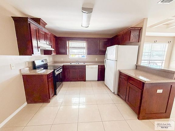 5th image of 3517 S Arroyo Park Ln APT 2