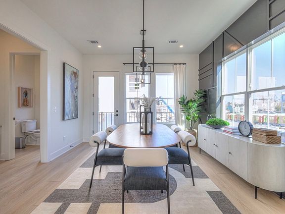 3rd image of 4114 Indiana Ave #4114