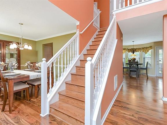 5th image of 4163 Green Field Dr