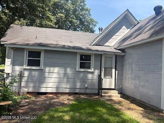 5th image of 380 3rd St