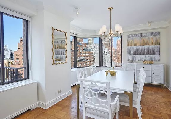 4th image of 203 E 72nd St APT 15A