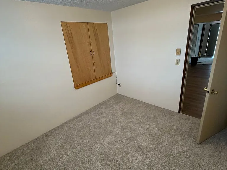 Pinewood Apartments — Photo 50