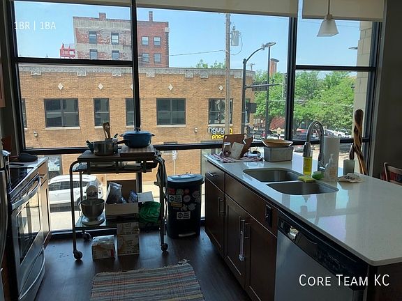 4th image of 501 Grand Blvd APT 200