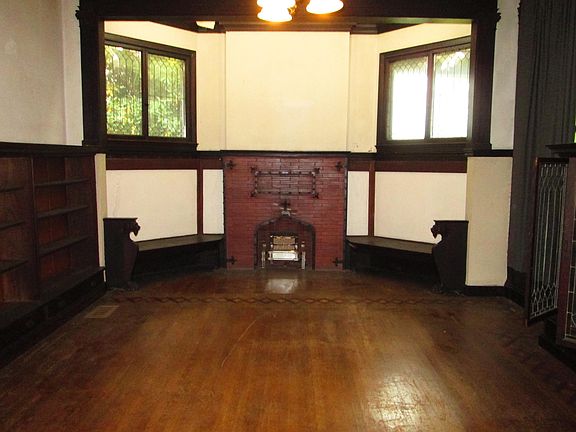 4th image of 309 Market St #17228700
