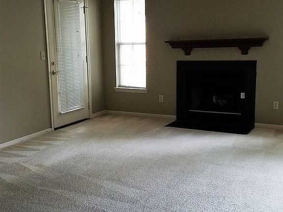 2nd image of 37B Meadowood Glen Way