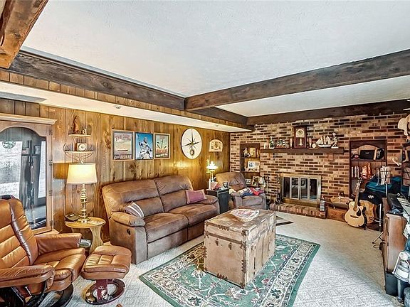 5th image of 8329 Meadowlark Dr