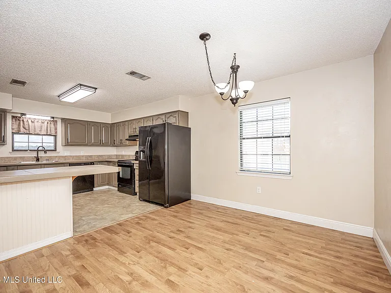 5513 Sioux Dr — Photo 15