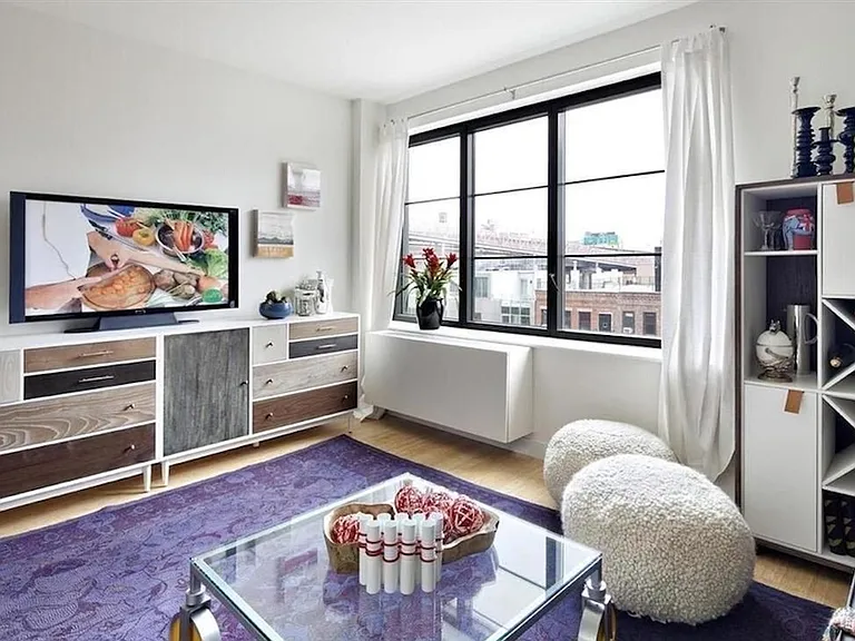 15 Dunham Pl #3E — Photo 3