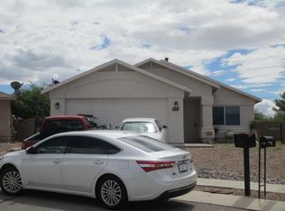 9762 E Sascha St, Tucson, AZ 85748