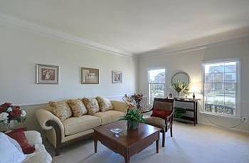 3rd image of 22734 Oatlands Grove Pl