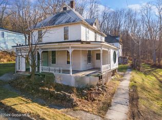 116 Union St, Sharon Springs, NY 13459