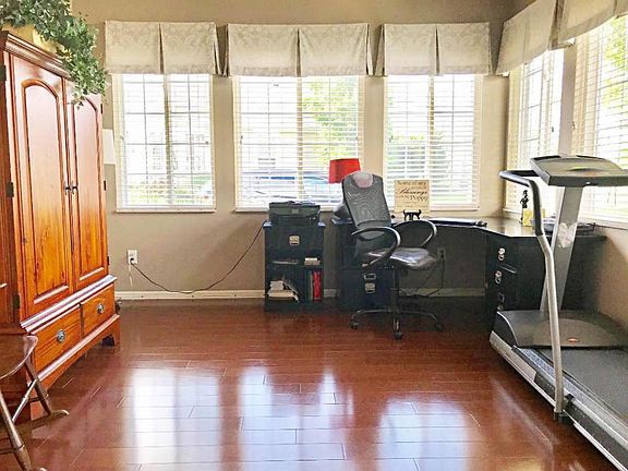 3rd image of 6275 Abby Gate Ct