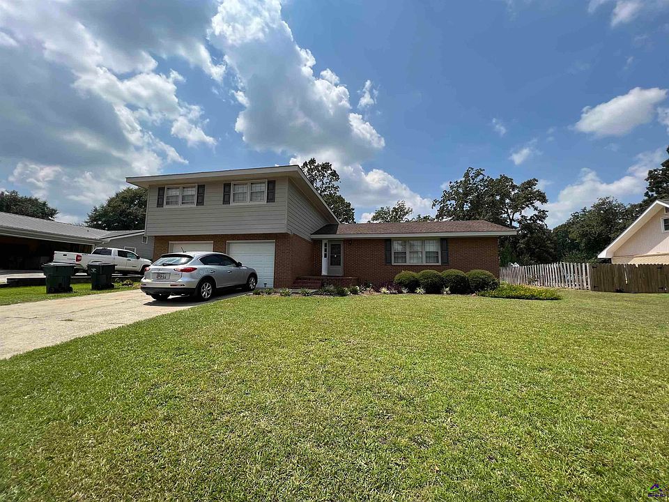 1st image of 210 Westwood Dr