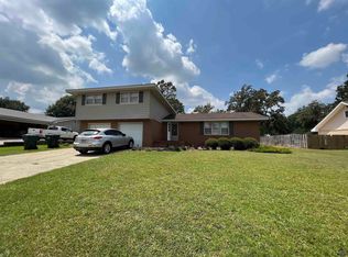 210 Westwood Dr, Warner Robins, GA 31088
