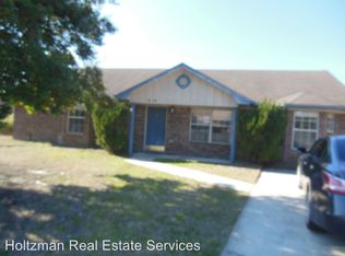1450 Victory Cir, Hinesville, GA 31313