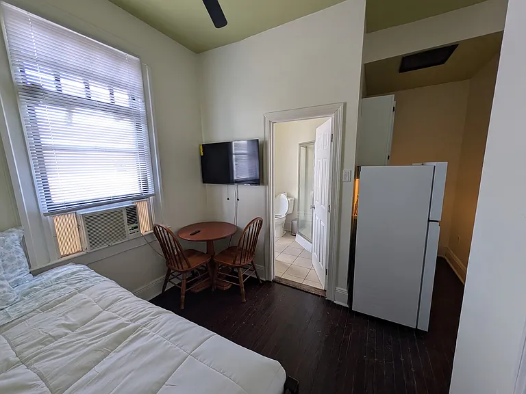 1808 Elysian Fields Ave #11 — Photo 14