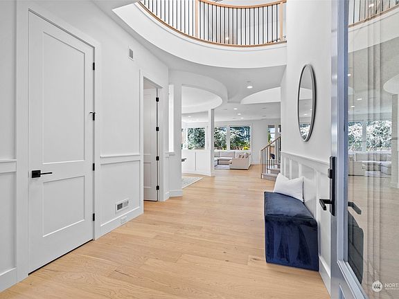 3rd image of 22768 SE 13th Court